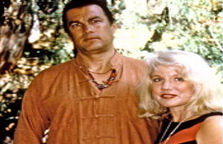 Steven_Segal086r-n-Daphne-Barak-